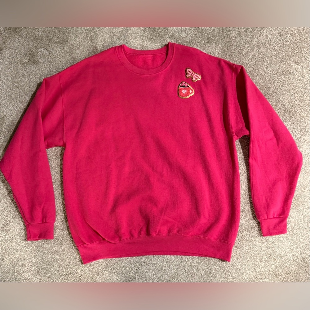 Women’s Hot Pink Valentine’s Day Sweatshirt with cute details size XL